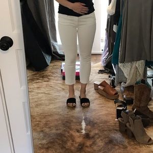 White Cropped Jeans